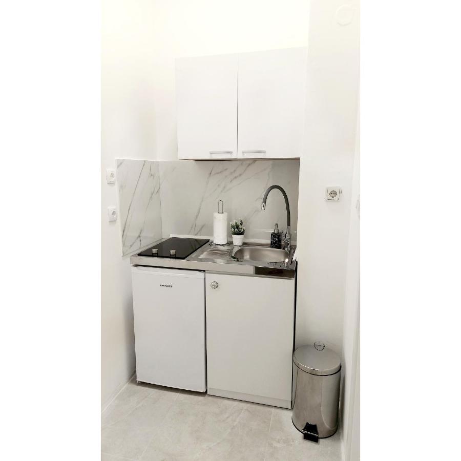 Studio Apartment Lee سبليت المظهر الخارجي الصورة